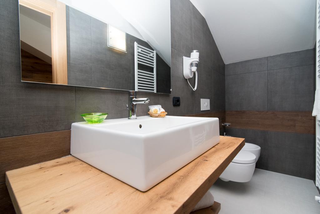 Hotel Ferrovia Calalzo di Cadore Ngoại thất bức ảnh